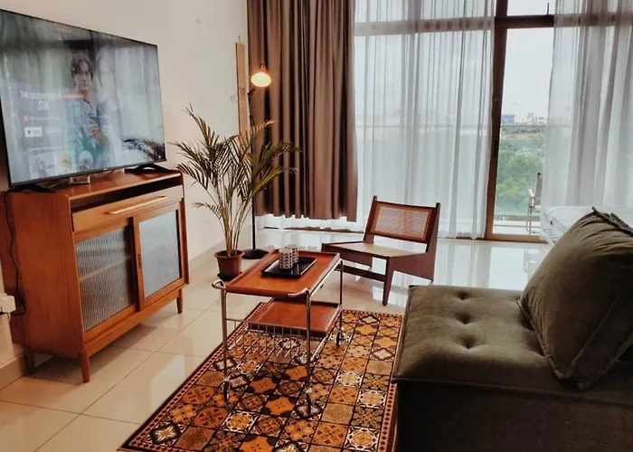 033 Palazio Apartment Vintage Style Studio Mount Austin Wifi & Netflix